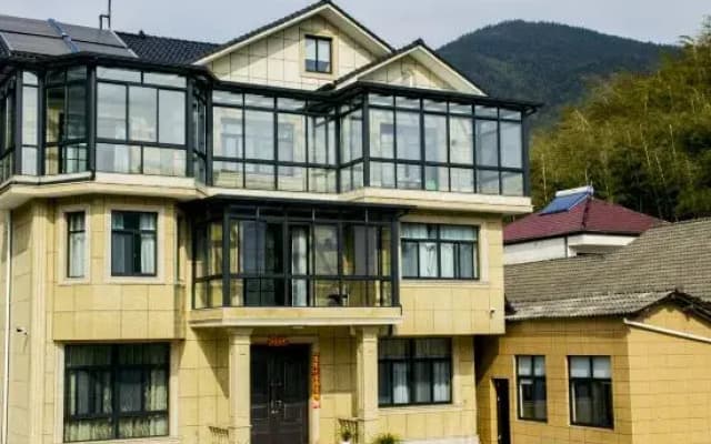 Anji yan hostel