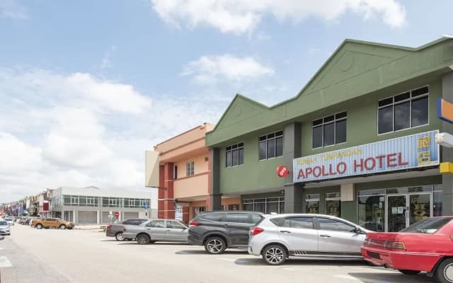 OYO 90417 Apollo Hotel