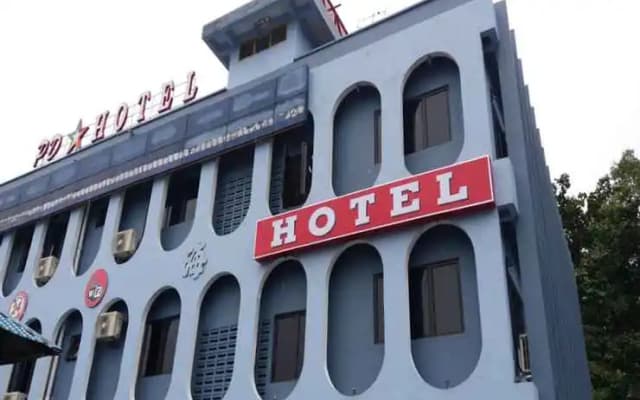 Pd Star Hotel by OYO Rooms
