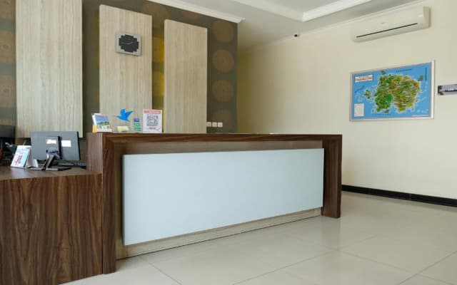 OYO 1616 Hotel Central City 2