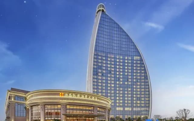 Yuanchang Grand Harbourview Hotel
