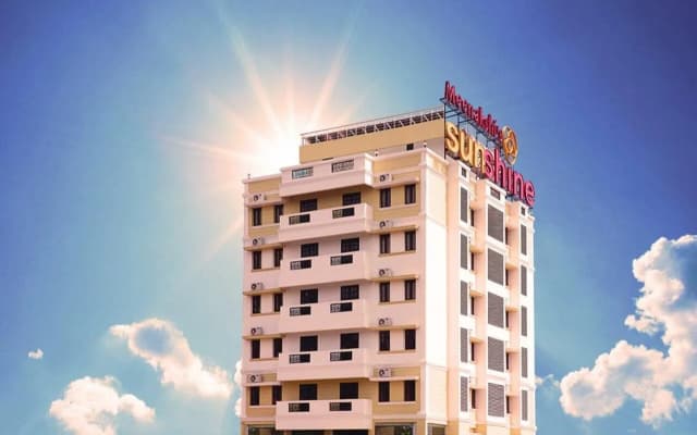Meenakshi's Sunshine Hotel