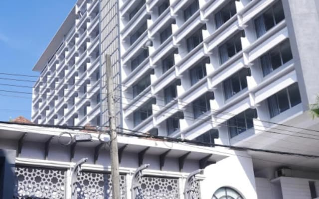 Pearl Hotel Phuket