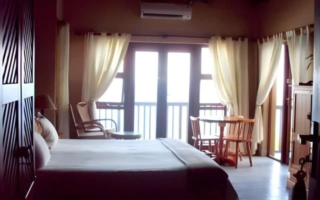 All Seasons Bed And Breakfast