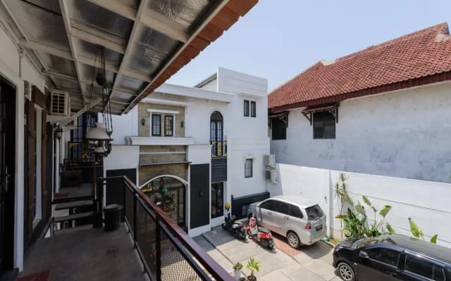 Urbanview Hotel Syariah House of Tuwuh by RedDoorz