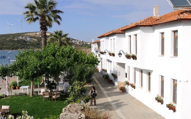 Teos Lodge Pansiyon & Restaurant