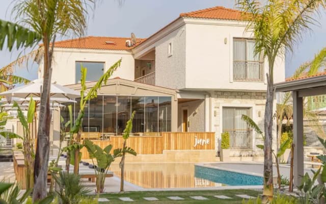 June Alaçatı (+15 Adult only)