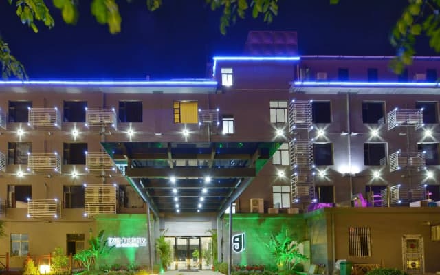 Yuju Youjian Hotel (Hainan Vocational College of Industry and Commerce Provincial Library)