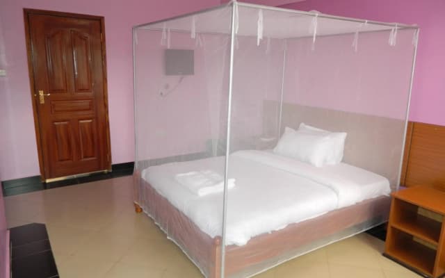 Chrysalis Guest House and Restaurant