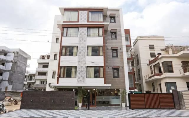 Hotel Golf Inn Golf Course Road