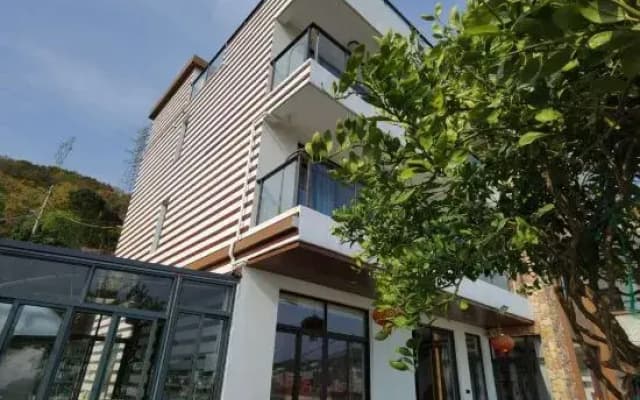 Haojingju Hotel (Farmhouse)