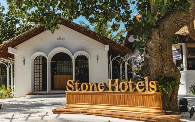Stone Hotel Dhiffushi