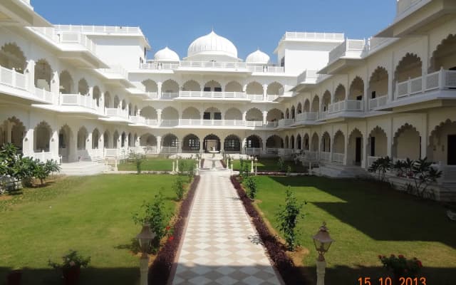 Anuraga Palace