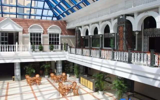 Tang Shan Hotel