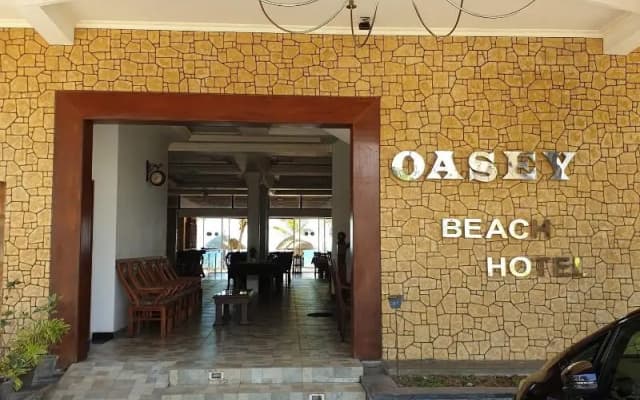 Oasey Beach Hotel
