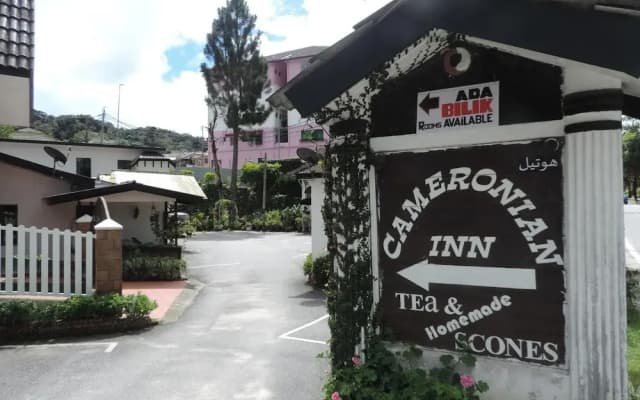 Cameronian Holiday Inn