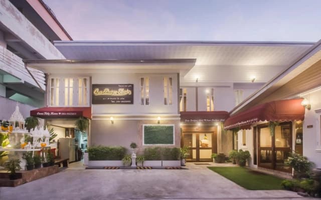 Cana Boutique Hotel