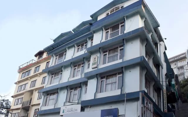 OYO 10692 Hotel Shubham