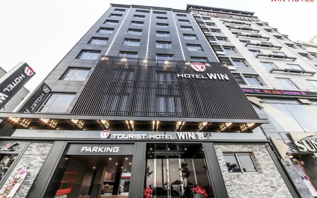 Win Hotel
