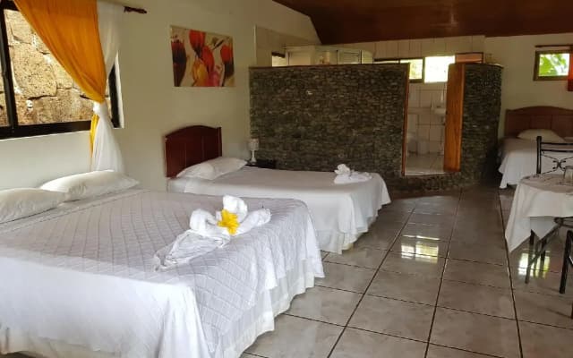 Chez Maria Goretti Hotel