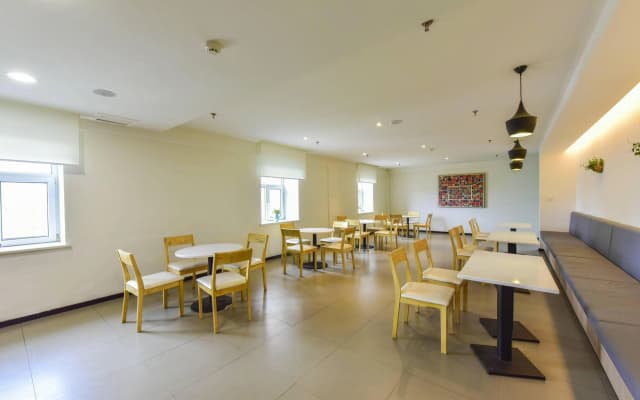 Hanting Hotel Xining Zhuanghe Road Exhibition Centre