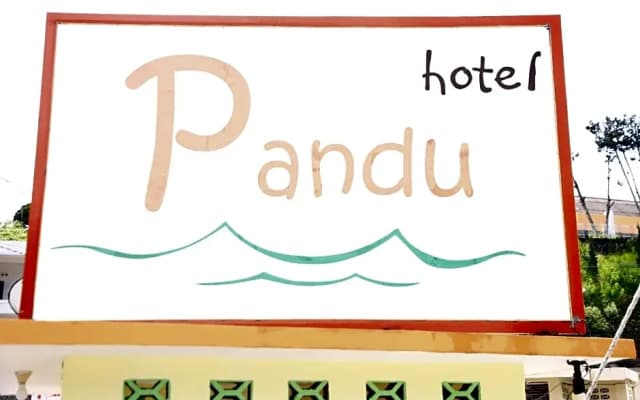 Pandu Lakeside Parapat Hotel