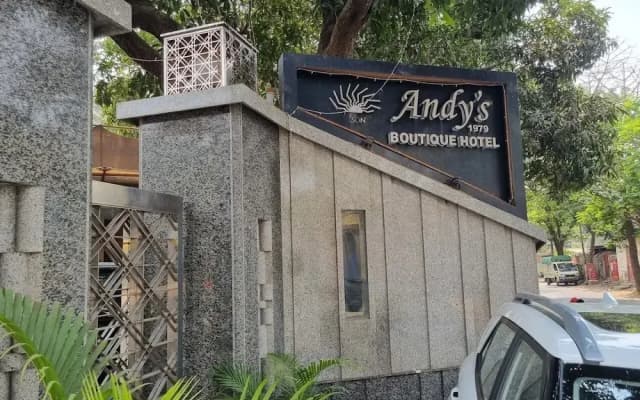 Andy's Boutique