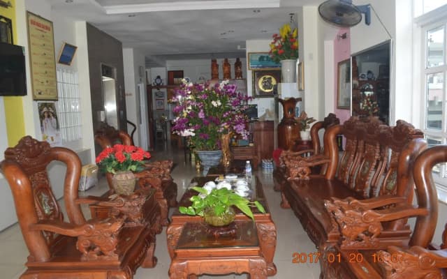 Son Ha Hotel