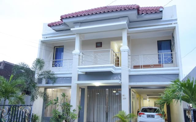 RedDoorz Syariah near Jogja City Mall 2
