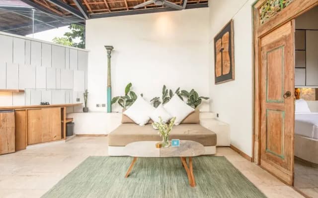 BA Villa 2 1BR Elegant 1-br Villa With Pool 800m to Echo Beach