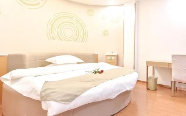 GreenTree Inn Henan Kaifeng Jinming District Jinming Square Little Song City Business Hotel