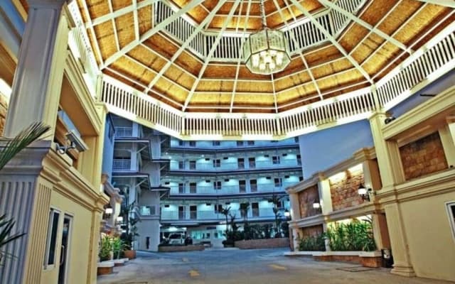 Baan Klang Hua Hin Resort & Condominium