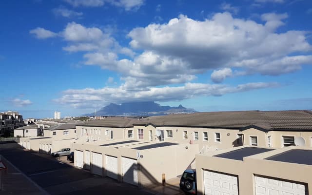 Bradclin Blouberg