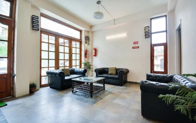 Oyo 6231 Hotel Aangan Regency