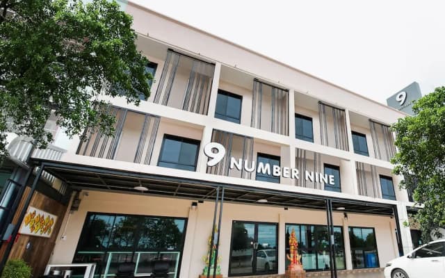 Sattahip 9 Boutique Hotel