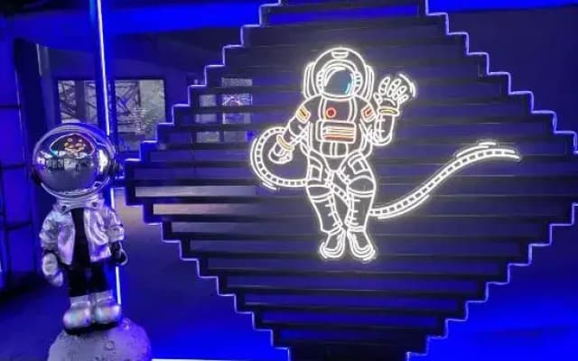 Star Astronomy Hotel