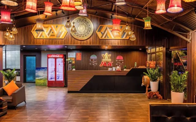 JK Sapa Homestay & Swimming Pool