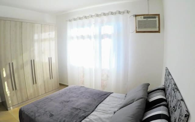 Linda casa a 150m da praia e prox ao Beto Carrero