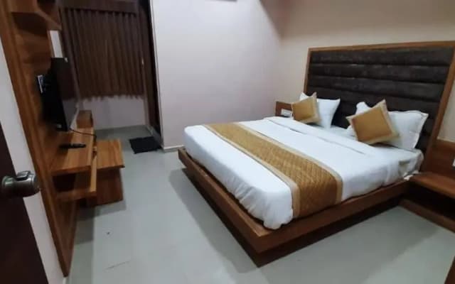 Hotel Mansarovar