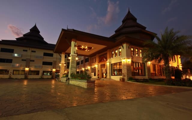 Chiang Rai Grand Room Hotel