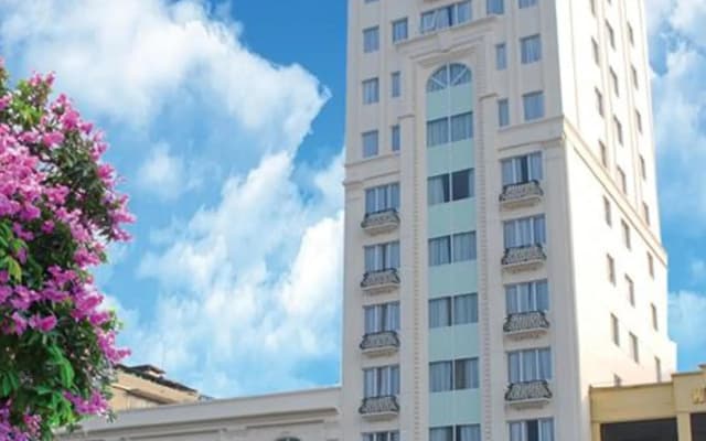 City Bay Palace Hotel