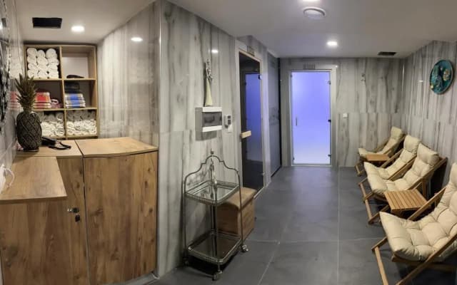 Rua World Hotel