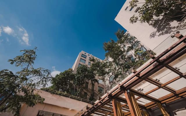 Ista Hotel