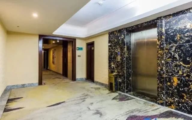 Pengdu Hotel (Puning Quicksand Avenue Municipal Government Branch)