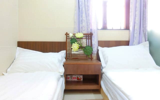 Mingdu Business Hostel(香港名都商務賓館（旺角地鐵站E1出口）)