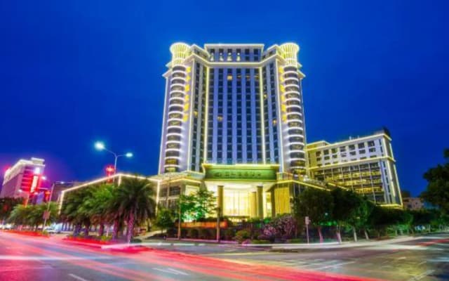 Baofeng Hot Springs Hotel