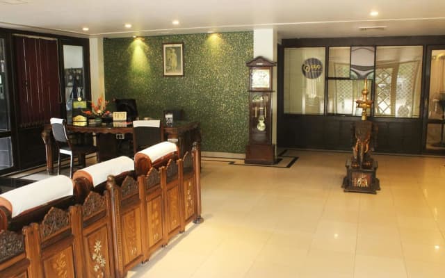 Royal Inn