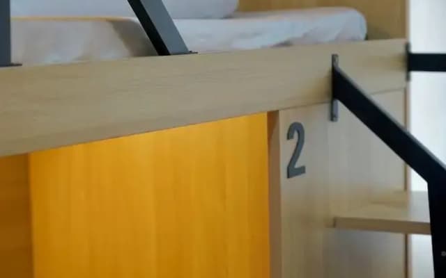 Waveflo Hostel