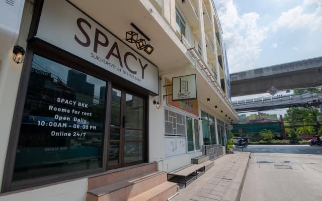 Spacy BKK
