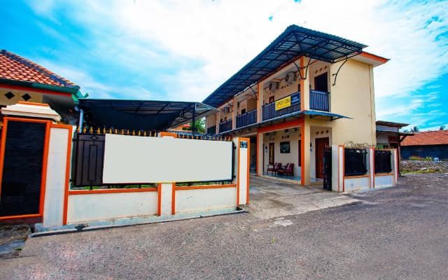 SPOT ON 2875 Kost Pandawa Syariah